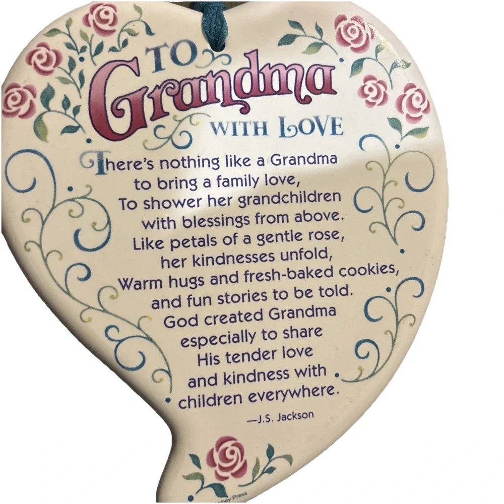 GRANDMA'S HEART PLAQUE LOVING SENTIMENT FOR GRANDMOTHER CERAMIC HANGING HEART